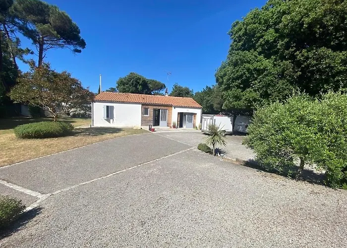 Jolie Ensoleillée Villa *